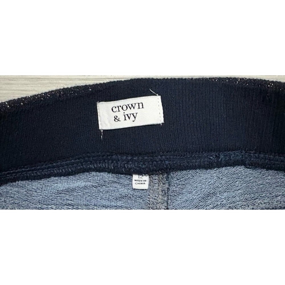 Jeans - Picture 2 of 3